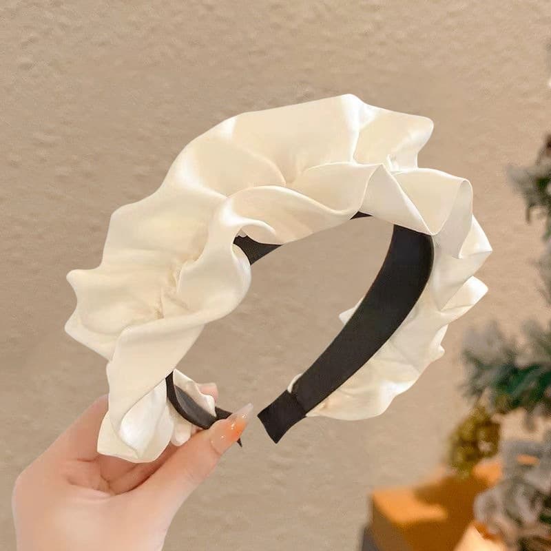 Băng Đô Cài Tóc Nữ Bản To Phối Bèo Nhún Satin Trắng Kem, Phong Cách Tiểu Thư Thanh Lịch