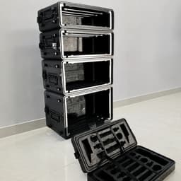 Tủ đựng micro âm thanh khung thép vỏ nhựa chống va đập, hộp đựng mic và phụ kiện âm thanh 5