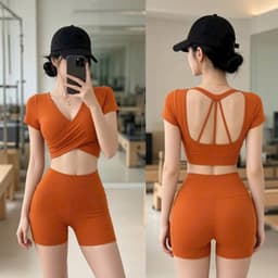 Bộ tập thể thao nữ, set bộ áo croptop mút đúc quần đùi lưng cao thun poly co giãn BT905 1