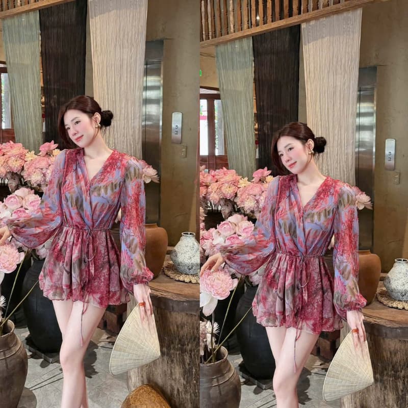 "DAY CHIC -Áo Voan Họa Tiết Hoa Văn Dáng Xòe Rút Dây Chiết Eo Tay Dài Bồng Phong Cách Vintage  "