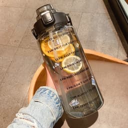 Bình nước thể thao 2 lít có vạch chia giờ nhắc nhở uống nước bình đựng nước cỡ lớn kèm ống hút 6