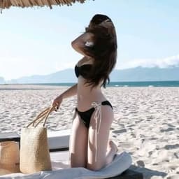 (hoả tốc. che tên) Bikini 2 mảnh đen phối trắng nhún ngực dây trắng cột quần che Mông 4