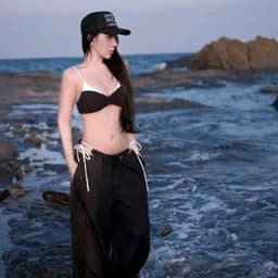 (hoả tốc. che tên) Bikini 2 mảnh đen phối trắng nhún ngực dây trắng cột quần che Mông 8
