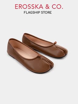 [EROSSKA] - Giày Tabi, giày búp bê nữ da mềm mũi chẻ, giày móng heo đế bệt phong cách balletcore màu đen - EL149 10