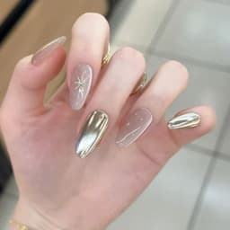 "Nail Giả Nude Chrome Bạc Gương Đá Mặt Trời Sang Chảnh Thời Thượng" 1