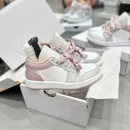 GIÀY TRẮNG HỒNG THỂ THAO NỮ TRẮNG XÁM HOTTREND DỄ THƯƠNG hỗ trợ đổi size 2