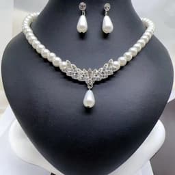 Bộ Trang Sức Cô Dâu Ngọc Trai 2 Món – Vòng Cổ Khuyên Tai Ngọc Trai Giọt Nước Đính Đá Sang Trọng 7