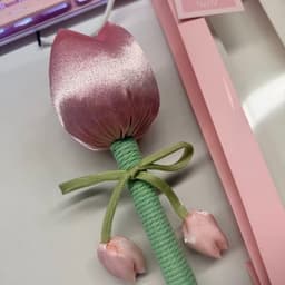Búa Hoa Tulip Ngải Cứu Đấm Lưng Đả Thông Kinh Lạc Trang Trí Hoa Lụa 8