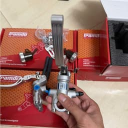 Cặp Tay Phanh Bình Dầu Rời Cá Mập Chống Gãy Phong Cách Chẻ Châu - Tặng ốc và dầu phanh chất lượng! 7