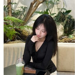 [Có Bigsize 45-85kg] Áo Thun Nữ Tay Dài Cổ V Rút Dây Thun Gân Ôm Dáng Dễ Thương LiMo MS065 3
