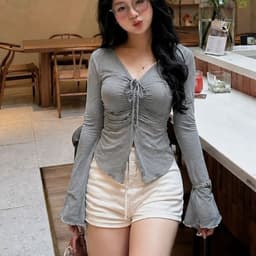 [Có Bigsize 45-85kg] Áo Thun Nữ Tay Dài Cổ V Rút Dây Thun Gân Ôm Dáng Dễ Thương LiMo MS065 2