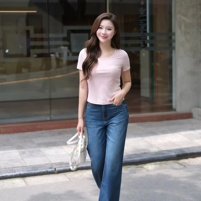 9198 - Quần Jean nữ ống suông cạp cao GenViet Jean 100% cotton