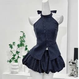 Set Áo Yếm Cổ Halter Sọc Tăm Phối Chân Váy Xếp Ly Tôn Dáng 5