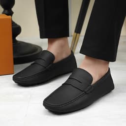 MOCA NAM MŨI VUÔNG, THIẾT KẾ ĐƠN GIẢN, SANG TRỌNG, FORM ĐẸP, DỄ PHỐI ĐỒ MC-GX151 2