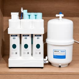 Máy Lọc Nước RO Karofi KAQ-U50K 10 Lõi Smax Pro V Màng RO 50GPD Hàn Quốc Công Suất 10L/H Bình 5L Để Gầm Uống Trực Tiếp 4