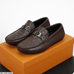 MOCA NAM VÂN CÁ SẤU,THIẾT KẾ MỚI LẠI,DỄ PHỐI CÙNG QUẦN ÂU,KAKI HAY JEAN MC-6505 6
