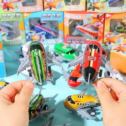 Combo 50 - 100 Mô Hình Máy Bay Mini Chạy Đà Cót Họa Tiết Dễ Thương Cho Bé Vui Chơi 5