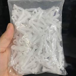 Kẹp rốn heo con nhựa an toàn, bền chắc, tiện lợi 5
