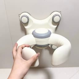 [Nâng cấp giác hút] Giá đỡ tắm đứng cho bé hiệu Hobbytree, dụng cụ hỗ trợ tắm và gội đầu cho bé dán tường 3
