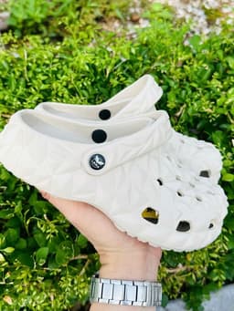 Giày sục cross đế 3cm chất liệu eva hình mắt to vô chi thắt dây HM026 7