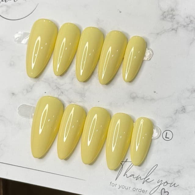 Móng Úp Vàng Pastel Sơn Trơn Basic | Nail Box Handmade Thủ Công Đơn Sắc Nhẹ Nhàng – Mellow Nailbox