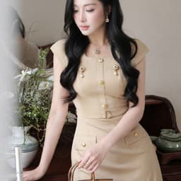 HB - Đầm Dáng Dài Màu Be Váy Liền Thắt Lưng Cổ Vuông Tay Cộc Đính Cúc Vàng Sang Chảnh D37 2