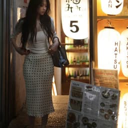 Chân váy lụa Loire Skirt lưng thun đuôi cá dáng lửng 4