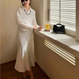 Chân váy lụa Loire Skirt lưng thun đuôi cá dáng lửng 2
