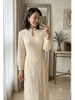 [HÀNG THANH LÝ] Đầm len móc dáng sườn xám si màu kem secondhand 1