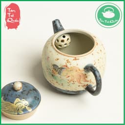 Ấm trà sứ lê hình men lam trắng họa tiết song ngư 175ml 6