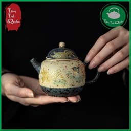Ấm trà sứ lê hình men lam trắng họa tiết song ngư 175ml 2