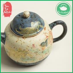 Ấm trà sứ lê hình men lam trắng họa tiết song ngư 175ml 5