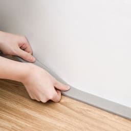 Cuộn ron gioăng mút xốp dán khe khung cửa cách âm giảm chấn chống bụi 1x1.6cm dài 5M và Ron/Nẹp Chặn Khe Hở Cửa. LMS 5