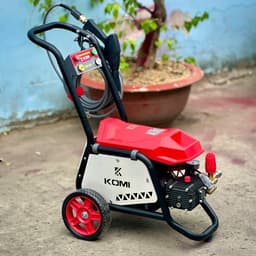 Máy Xịt Rửa Cao Áp 3.0kW KOMI KM-X30 có bánh xe đẩy, Lưu lượng 13L/p, Áp lực 200bar, CB chống rò điện, BH 8 tháng. 3