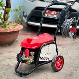 Máy Xịt Rửa Cao Áp 3.0kW KOMI KM-X30 có bánh xe đẩy, Lưu lượng 13L/p, Áp lực 200bar, CB chống rò điện, BH 8 tháng. 4