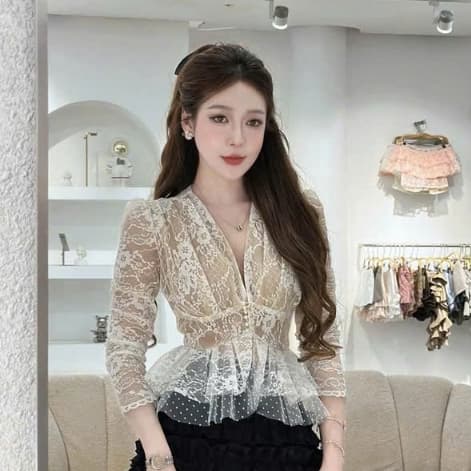 Áo Ren Hoa Nữ Cổ V Dài Tay | Dáng Peplum Chiết Eo Tôn Dáng, Phong Cách Tiểu Thư By Chamie Store