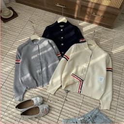 Áo cardigan nữ thời trang, Áo len & Cardigan Cổ Tròn Tay Kẻ Dễ Thương Phong Cách  Hàn Quốc Nhẹ Nhàng Chất vải nỉ hai da 9
