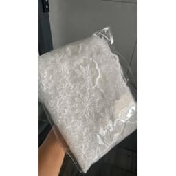 Vải ren hot trend dùng bó hoa sáp, hoa tươi 5