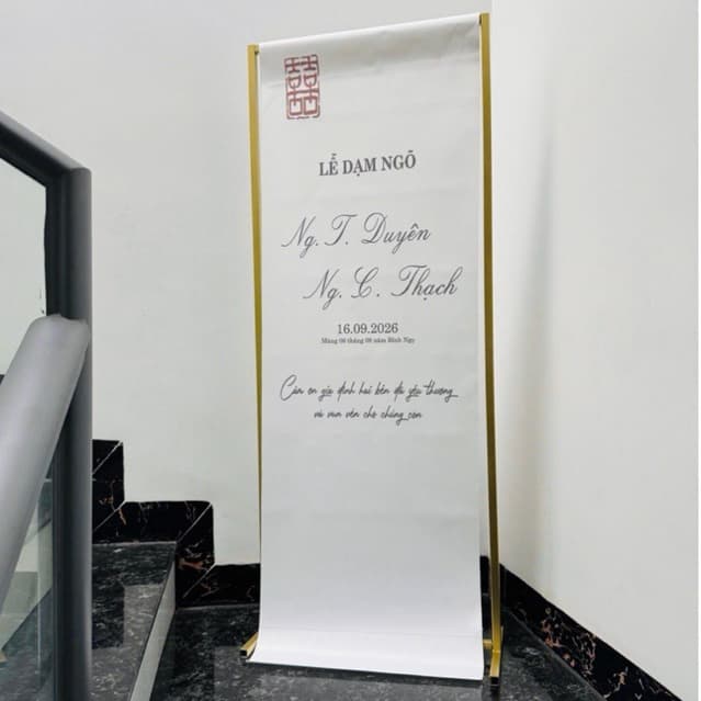 152 - COMBO KHUNG SẮT + BẢNG TÊN DÂU RỄ IN VẢI CANVA MỜ KHÔNG BẮT SÁNG