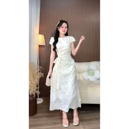 Đầm thô thêu hoa dáng dài cổ tròn phối chi tiết nhúng eo 6