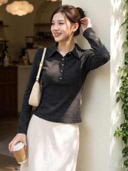 Áo thun nữ CARDINA chất liệu thun xốp cổ đức dáng ôm khuy cài nửa  6AKD02 9