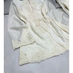 Váy tay dài phối ren thêu ngực thắt nơ eo sang trọng, đầm cổ V viền ren dáng ngắn xòe tiểu thư TUMY Design HM-138 5