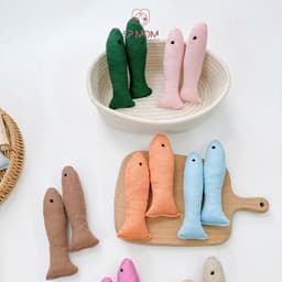 [CÓ SỈ] Set 2 cá cầm tay chống giật mình cho bé khi ngủ, Set gối ôm tay mềm mại cho bé yêu - LP.Mom 3
