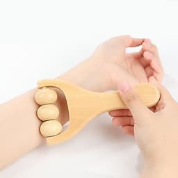 Lăn Massage gỗ cầm tay 3 bi trơn và Con lăn massage ngón tay Kinh tuyến 2 đầu 2026. LMS 4