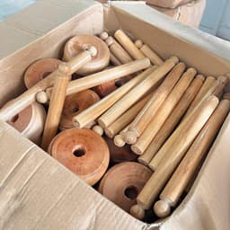 Cây Cọc Gỗ Để Cuộn Giấy Lau Đa Năng và Cuộn Giấy Lau Đa Năng In Hình Họa Tiết/ ComBo 3 Cuộn Túi Trong đựng Thực Phẩm. LM 6