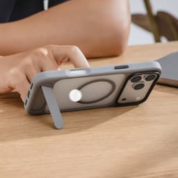 Ốp Lưng SwitchEasy iPhone 18 Pro Max / 18 Pro / 17 Pro Max / 17 Pro, EasyStand M Stand Guard, Chân Đế Gập, Magnetic 8