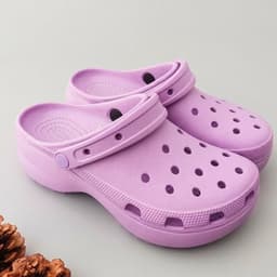 Dép sục Dinas classic platform đế cao 5cm cao cấp bằng nhựa EVA tặng 10 jibbitz stickers 3D loại đẹp, dép nữ đế cao 5cm 5
