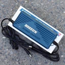 Sạc Đôi Adapter, Sạc Nhanh 3 Ah BS BOSSUN BS-PC0230A, Có Quạt Tản Nhiệt, 2 Cổng Sạc Bản Mạch To 9