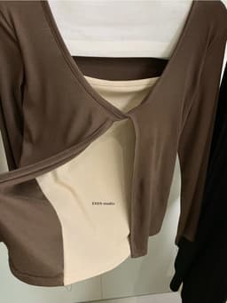 ENEN Áo Thun Nữ Tay Dài Layer 2 Lớp Vặn Xoắn, Form Ôm Tôn Dáng Thon Gọn Phong Cách Hàn Quốc 11117 4