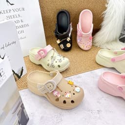 Dép Sục Nữ Quai Khóa Đính Charm, Đế EVA Êm Nhẹ Chống Trượt 2